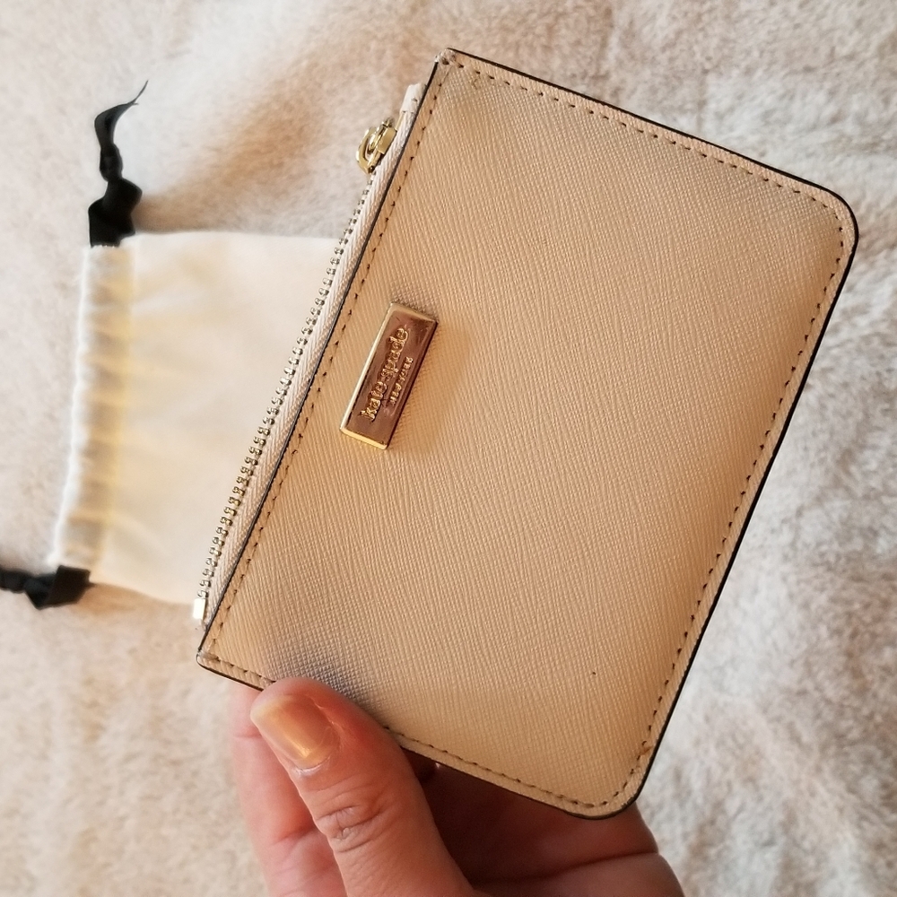 Kate spade small wallet with a small Dust bag